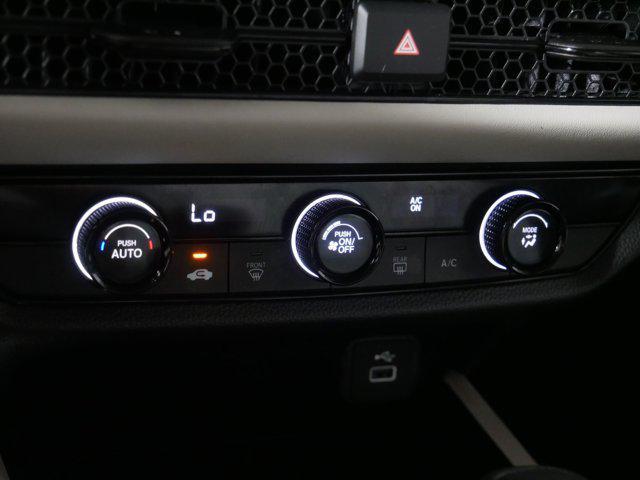 Photo of 2024 Nordic Forest Pearl Honda HR-V