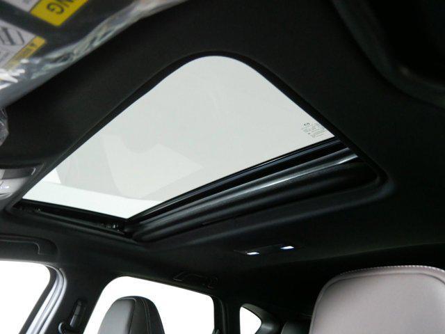 Photo of 2025 Rhodium White Metallic Mazda CX-5