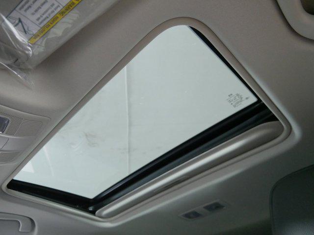 Photo of 2025 Rhodium White Metallic Mazda CX-5