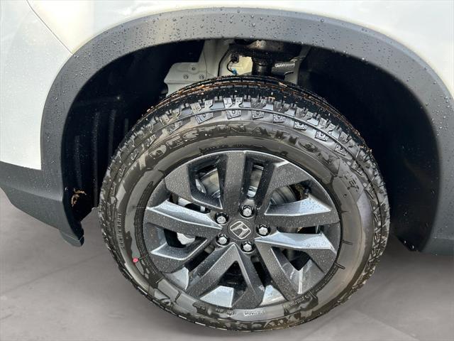 Photo of 2025 Platinum White Pearl Honda Ridgeline