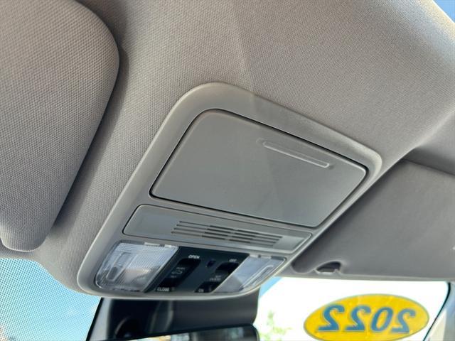 Photo of 2022 Lunar Silver Metallic Honda Pilot