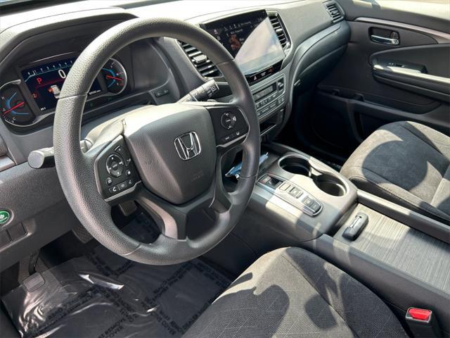 Photo of 2022 Crystal Black Pearl Honda Pilot