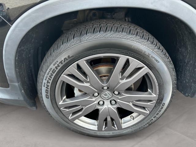 Photo of 2022 Crystal Black Pearl Honda Pilot