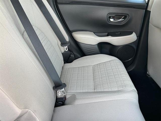 Photo of 2026 Platinum White Pearl Honda HR-V