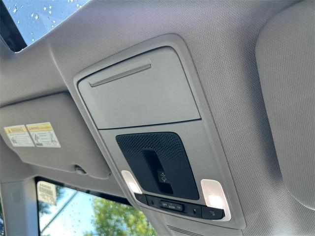 Photo of 2026 Meteorite Gray Metallic Honda CR-V