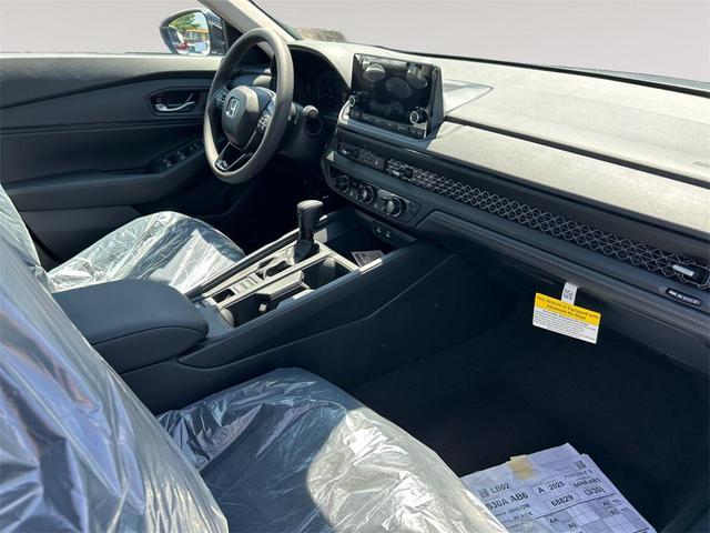 Photo of 2025 Solar Silver Metallic Honda Accord