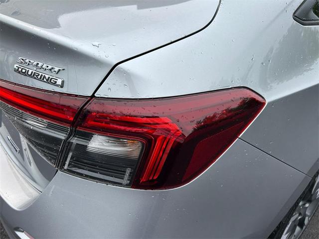 Photo of 2025 Solar Silver Metallic Honda Civic Hybrid