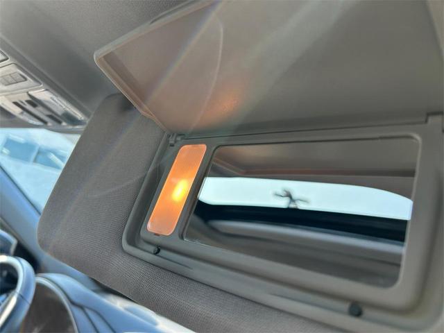 Photo of 2022 Crystal Black Pearl Honda CR-V