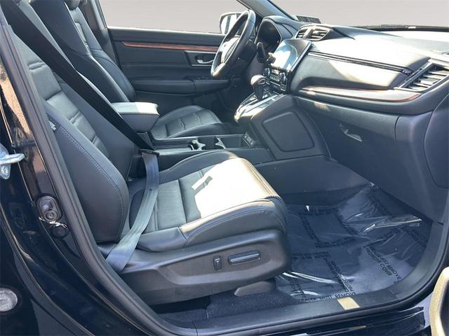 Photo of 2022 Crystal Black Pearl Honda CR-V