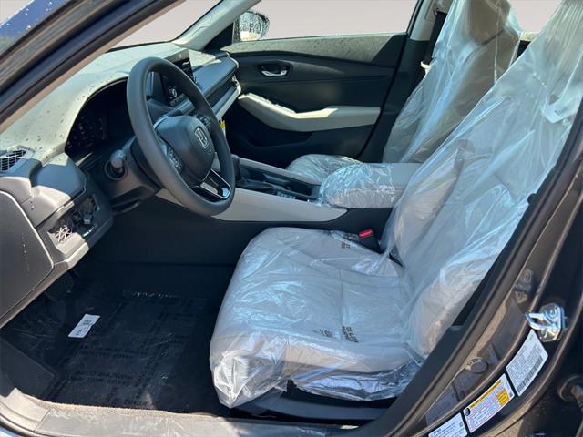 Photo of 2025 Meteorite Gray Metallic Honda Accord