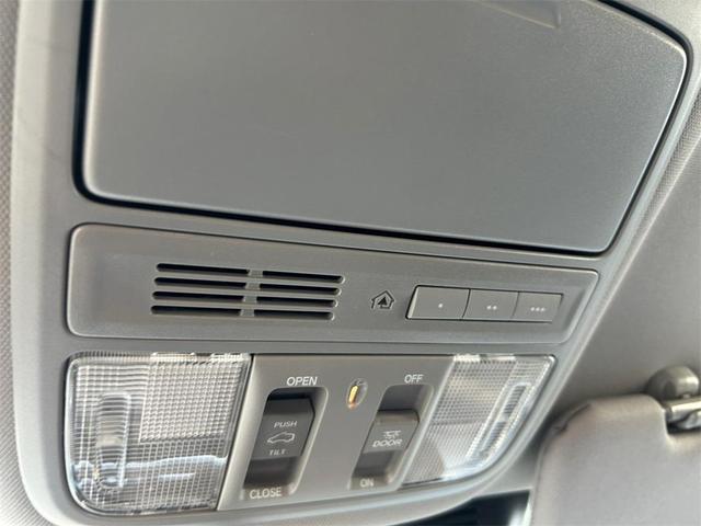 Photo of 2019 Gray Honda CR-V
