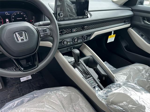 Photo of 2025 Meteorite Gray Metallic Honda Accord