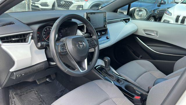 Photo of 2020 Super White Toyota Corolla