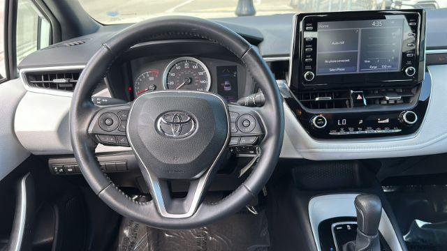 Photo of 2020 Super White Toyota Corolla