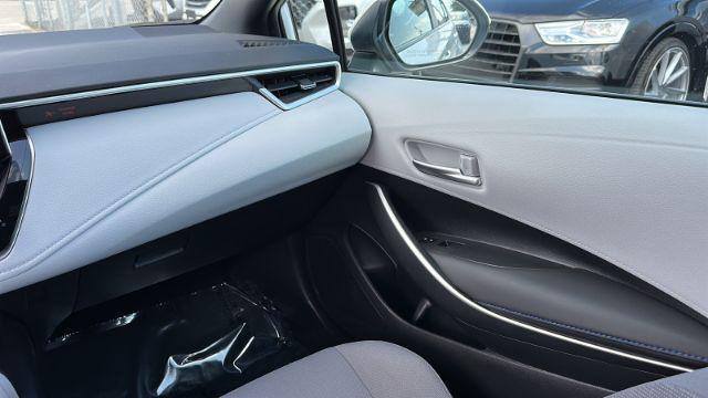 Photo of 2020 Super White Toyota Corolla