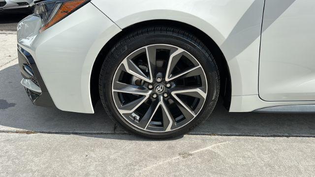 Photo of 2020 Super White Toyota Corolla