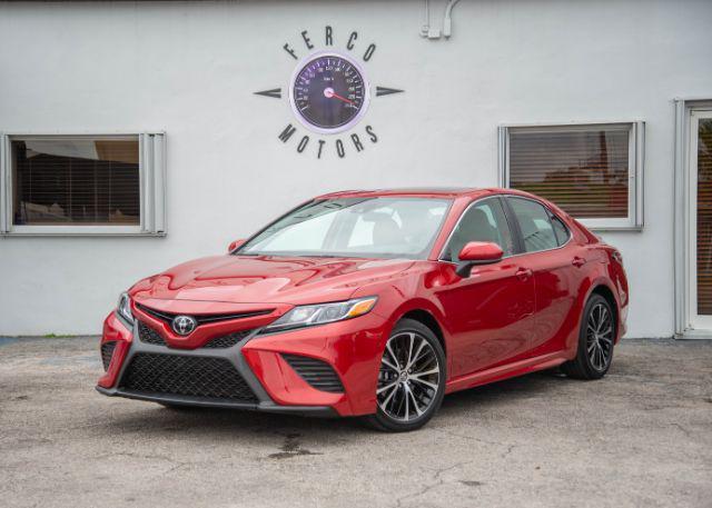 Photo of 2019 Red Toyota Camry