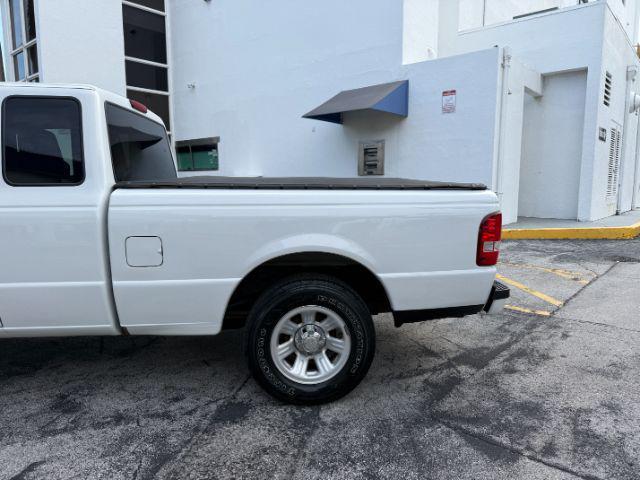Photo of 2009 Oxford White Clearcoat Ford Ranger