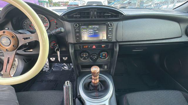 Photo of 2016 Crystal White Pearl Subaru BRZ