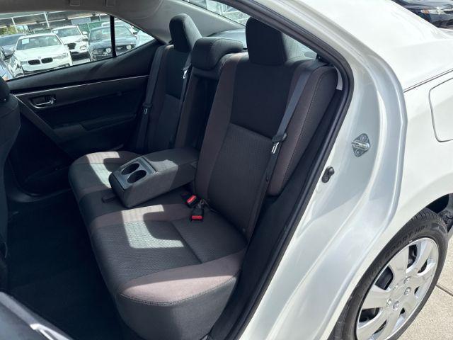 Photo of 2019 White Toyota Corolla