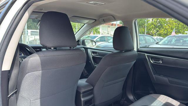 Photo of 2019 White Toyota Corolla