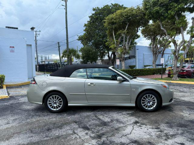 Photo of 2008 Parchment Silver Metallic Saab 9-3
