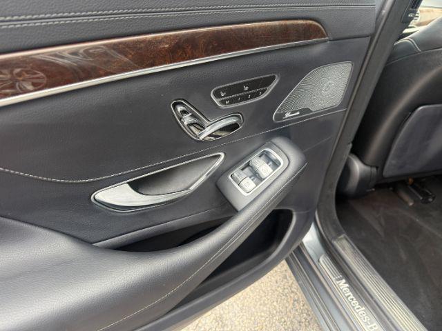 Photo of 2018 Gray Mercedes-Benz S-Class