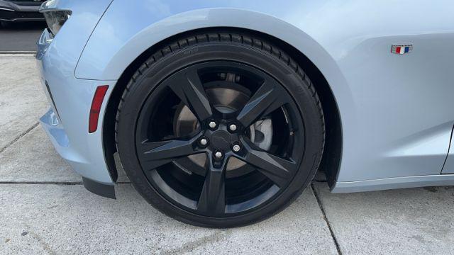 Photo of 2018 Silver Ice Metallic Chevrolet Camaro