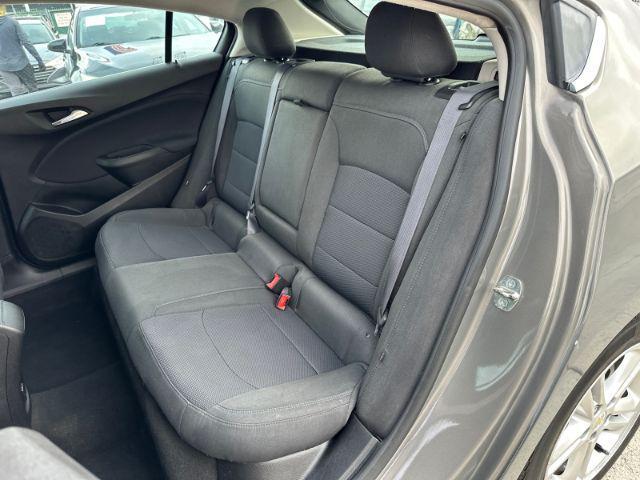 Photo of 2017 Pepperdust Metallic Chevrolet Cruze