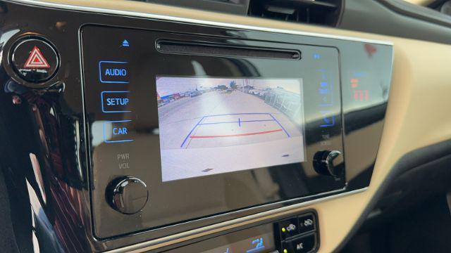 Photo of 2019 Super White Toyota Corolla