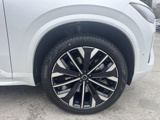 Photo of 2025 Crystal White Pearl Volvo XC90 Plug-In Hybrid