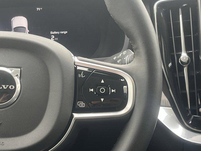 Photo of 2025 Crystal White Pearl Volvo XC90 Plug-In Hybrid