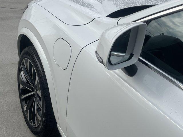 Photo of 2025 Crystal White Pearl Volvo XC90 Plug-In Hybrid