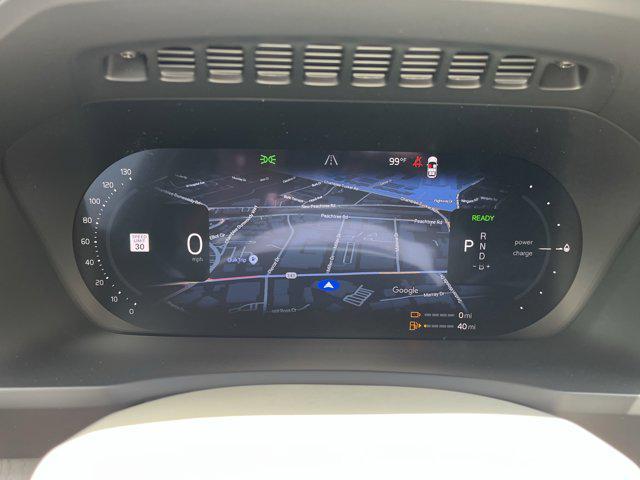 Photo of 2026 Crystal White Volvo XC90 Plug-In Hybrid