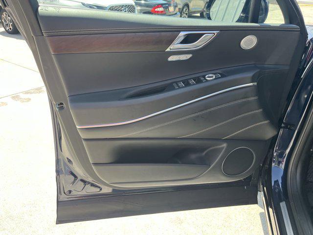 Photo of 2024 Capri Blue Genesis GV80