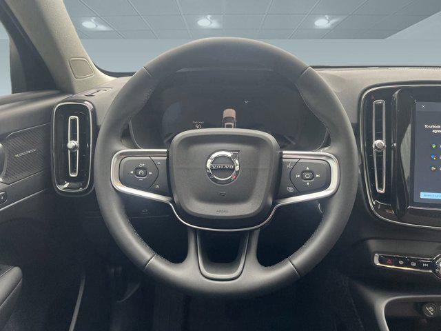 Photo of 2025 Crystal White Pearl Volvo XC40