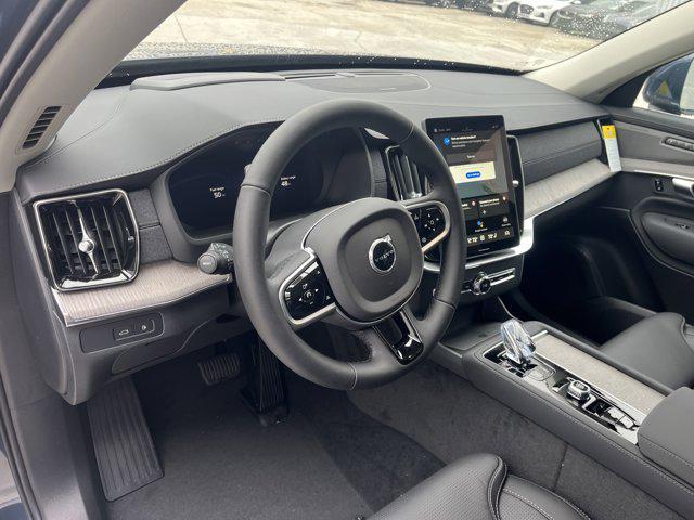 Photo of 2025 Denim Blue Metallic Volvo XC90 Plug-In Hybrid