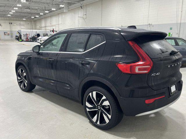 Photo of 2025 Onyx Black Metallic Volvo XC40