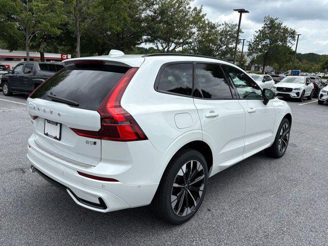 Photo of 2026 Crystal White Metallic Volvo XC60