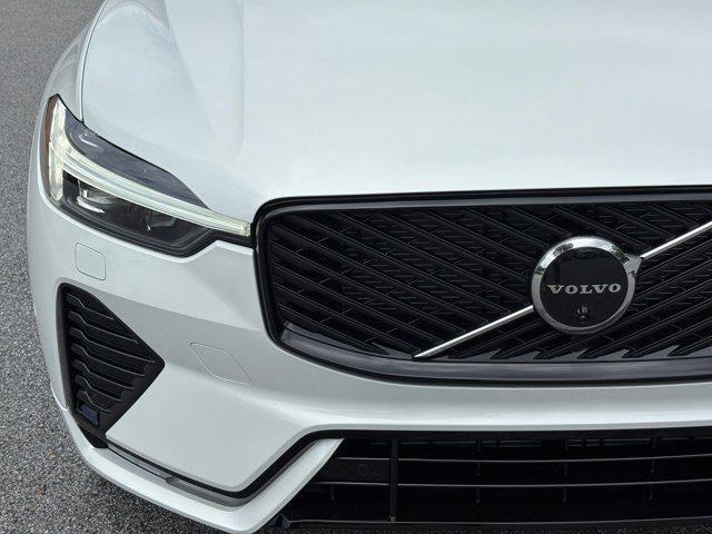 Photo of 2026 Crystal White Metallic Volvo XC60