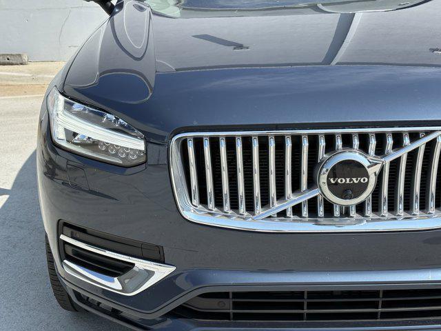 Photo of 2023 Denim Blue Metallic Volvo XC90
