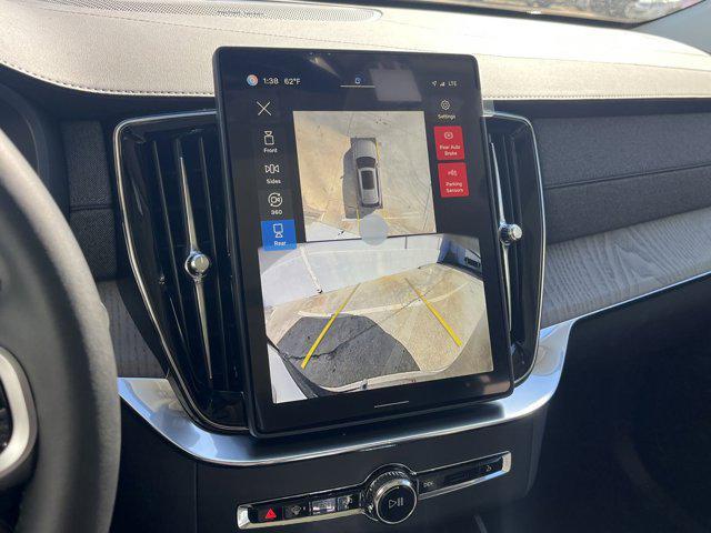 Photo of 2025 Denim Blue Metallic Volvo XC90 Plug-In Hybrid