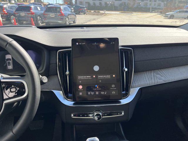 Photo of 2025 Denim Blue Metallic Volvo XC90 Plug-In Hybrid