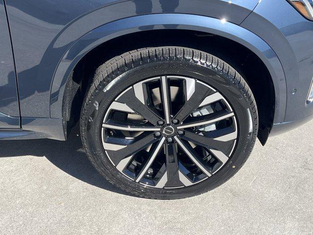 Photo of 2025 Denim Blue Metallic Volvo XC90 Plug-In Hybrid