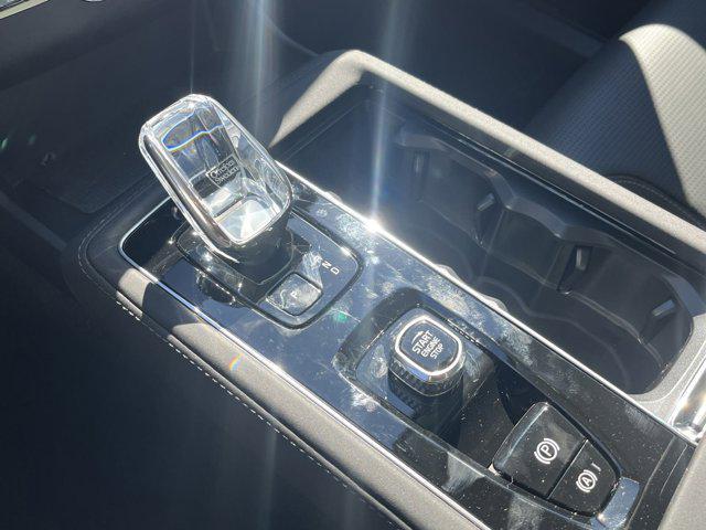 Photo of 2025 Denim Blue Metallic Volvo XC90 Plug-In Hybrid