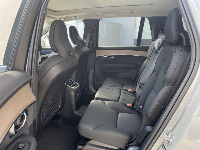 Photo of 2025 Vapour Grey Metallic Volvo XC90 Plug-In Hybrid