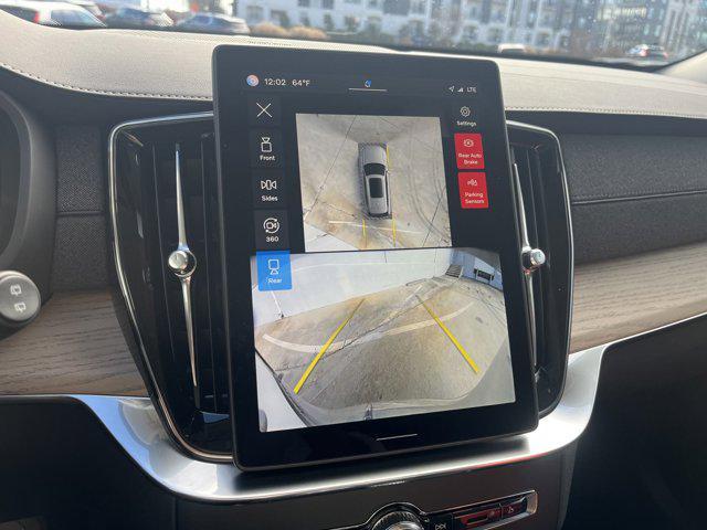 Photo of 2025 Vapour Grey Metallic Volvo XC90 Plug-In Hybrid