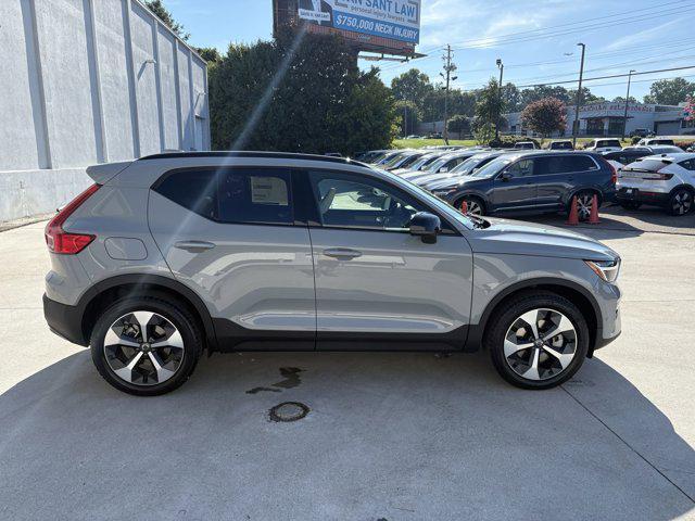 Photo of 2026 Vapour Grey Volvo XC40