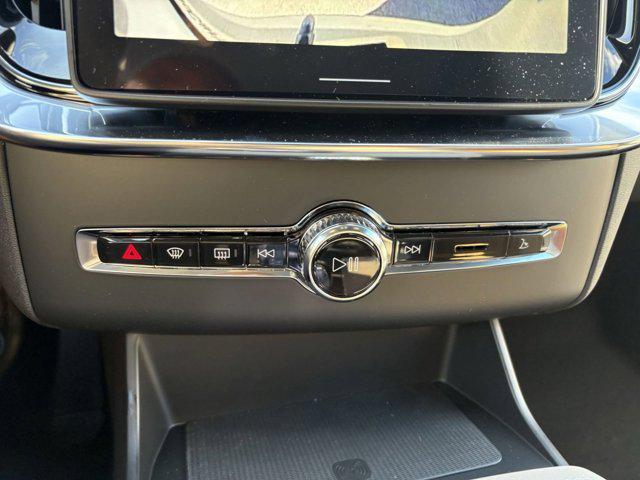 Photo of 2026 Vapour Grey Volvo XC90