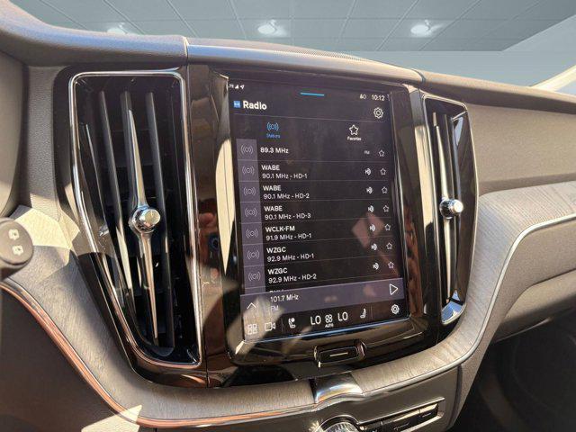 Photo of 2025 Denim Blue Metallic Volvo XC60